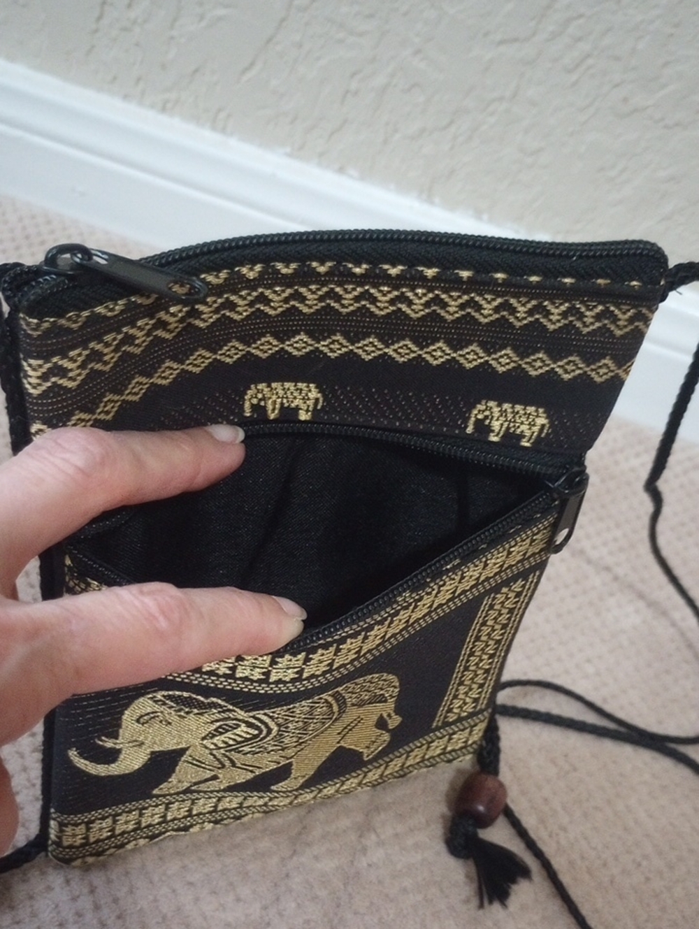 Lucky Elephant Crossbody Bag - Picture 4 of 6